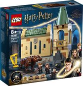 LEGO Harry Potter Zweinstein: Pluizige Ontmoeting - 76387 - Bruin
