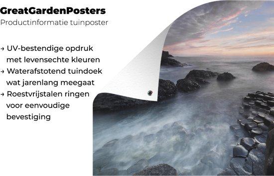 Coucher de soleil et eau courante sur la Chaussée des Géants en Irlande du Nord Affiche de jardin 120x80 cm - Toile de jardin / Toile d'extérieur / Peintures extérieur (Décoration de jardin)