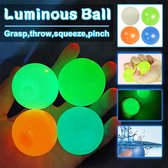 Sticky balls - Glow in the dark - 4 Kleuren