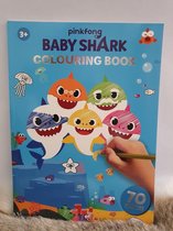 Colouring book baby sharks, 70 blz