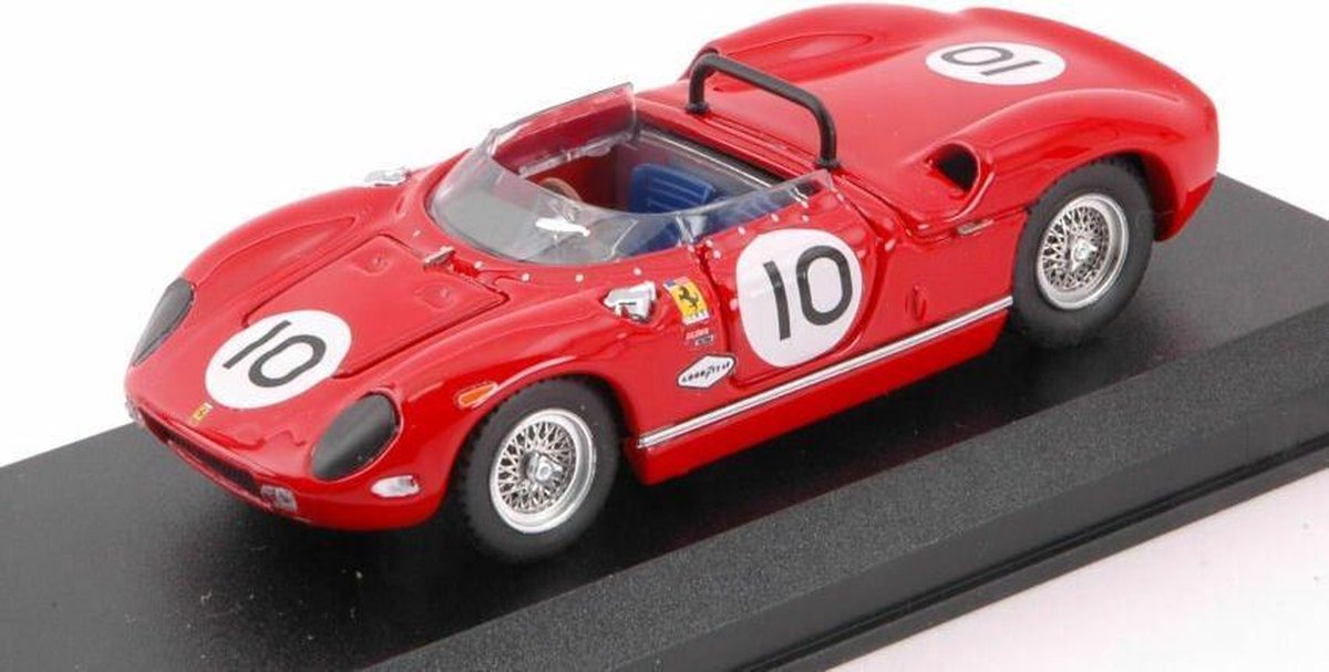 De 1:43 Diecast Modelcar van de Ferrari 330P #10 van Nassau in 1964. De bestuurder was P. Rodriquez. De fabrikant van het schaalmodel is Art-Model. Dit model is alleen online verkrijgbaar