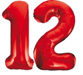 Rode cijfer ballonnen 12.