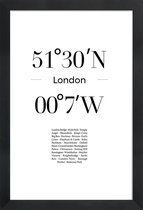 JUNIQE - Poster met houten lijst London -13x18 /Wit & Zwart