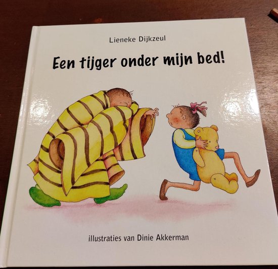lieneke-dijkzeul--gel-door-dinie-akkerman-een-tijger-onder-mijn-bed