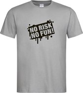 Grijs T shirt met  " No Risk No Fun " print Zwart size XXL