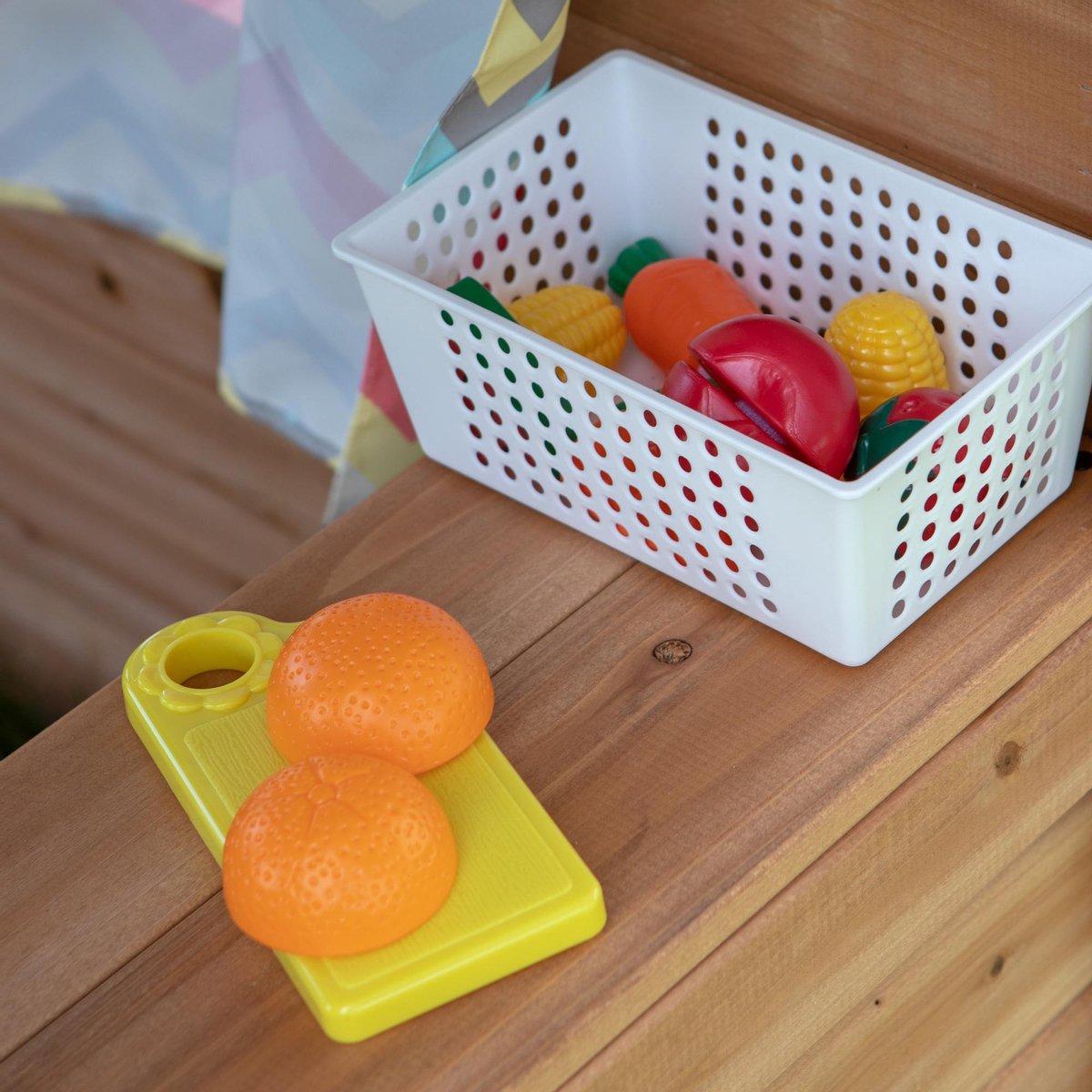 Backyard Discovery Aspen Houten Speelhuis - met Speelkeukentje, brievenbus en meer — afbeelding 4