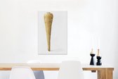 Gros plan d'un panais sur fond blanc Toile 40x60 cm - Tirage photo sur toile (Décoration murale salon / chambre)