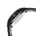 Zij-aanzicht van een zwart Armani Exchange horloge, met de AX logo knop zichtbaar.