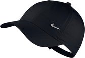 Nike cap Metal Swoosh Unisex adult size met riemsluiting - Zwart/Metallic zilver