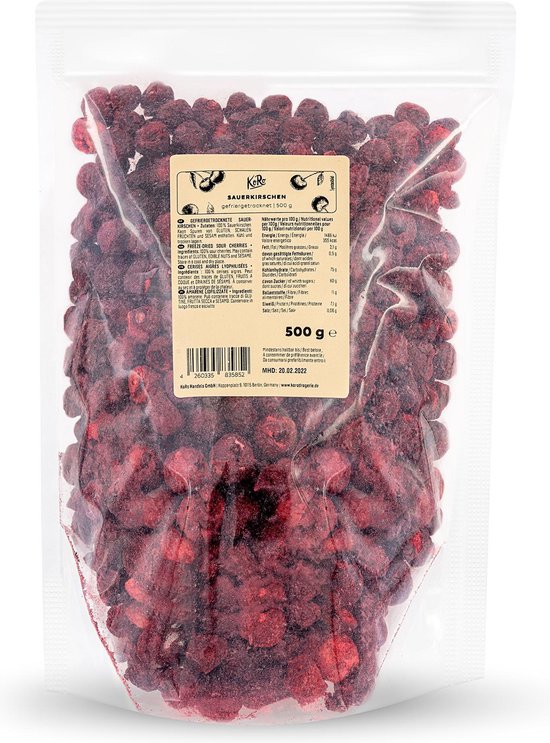 Een zak gevriesdroogde zure kersen, 500 g, met een etiket in het midden.