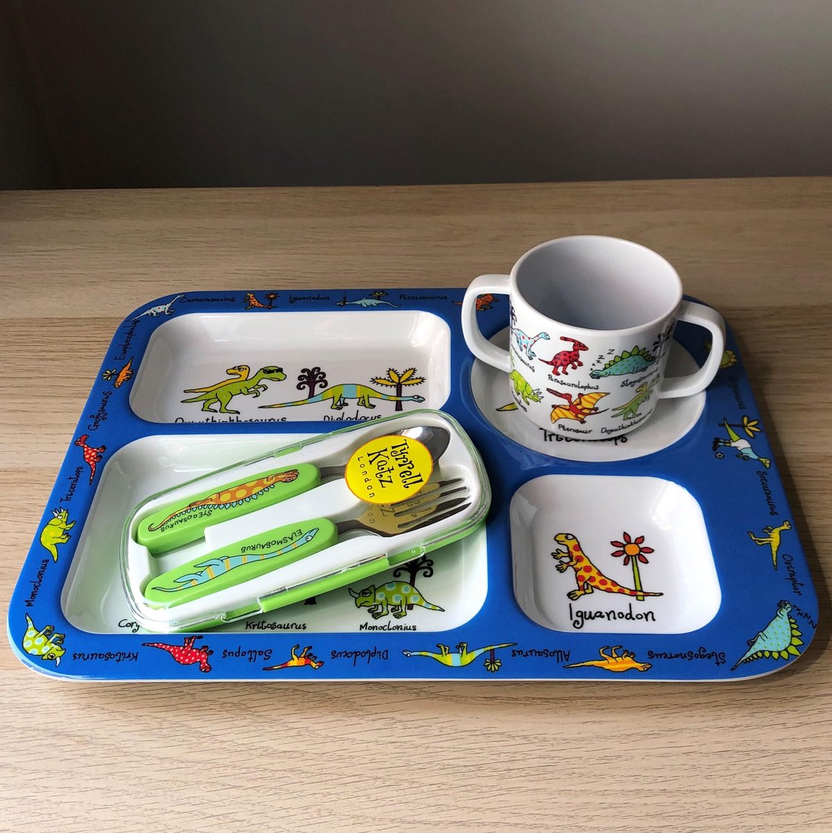 Coffret Repas Bébé Vaisselle Enfant Assiette Compartiment Mug Bol
