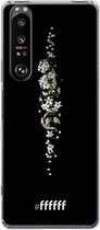 6F hoesje - geschikt voor Sony Xperia 1 III -  Transparant TPU Case - White flowers in the dark #ffffff
