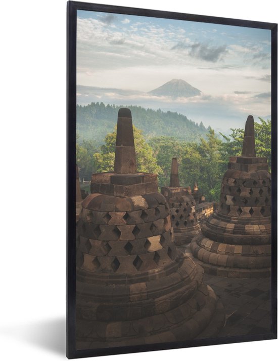 Fotolijst incl. Poster - Fantastisch uitzicht over de jungle vanaf de Borobudur - 40x60 cm - Posterlijst