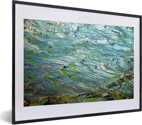 Fotolijst incl. Poster - Prachtige kleurrijke rijstvelden onder water in China - 40x30 cm - Posterlijst