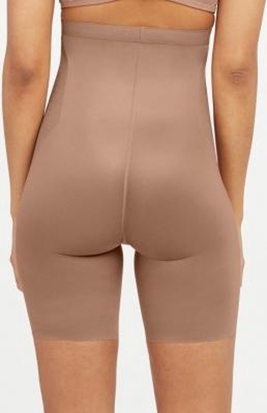 Spanx Thinstincts 2.0 - High-Waisted Mid-Thigh Short - Maat XL - Kleur Café  au Lait