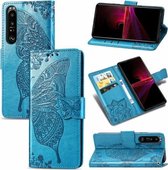 Voor Sony Xperia 1 III Vlinder Liefde Bloem Reliëf Horizontale Flip Lederen Case met Beugel/Kaartsleuf/Portemonnee/Lanyard (Blauw)