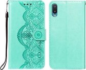 Voor Samsung Galaxy A02 / M02 (EU) Flower Vine Embossing Pattern Horizontale Flip Leather Case met Card Slot & Holder & Wallet & Lanyard (Green)
