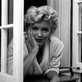 Tuinposter - Filmsterren / Retro - Marilyn Monroe in wit / grijs / zwart - 80 x 80 cm.