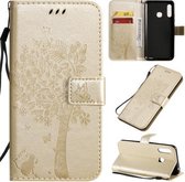 Voor Galaxy A70e Boom & Kat Patroon Geperst Afdrukken Horizontale Flip PU Lederen Case met Houder & Kaartsleuven & Portemonnee & Lanyard (Goud)