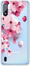 Voor Samsung Galaxy A01 gekleurd tekeningpatroon zeer transparant TPU beschermhoes (kersenbloesems)