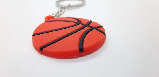 Akyol - Basketbal sleutelhanger - NBA sleutelhanger - Cadeau basketballer - Verjaardag basketbal - Basketbal - Kado basketbal - Basketbal accessoires - 2,5x2,5 CM