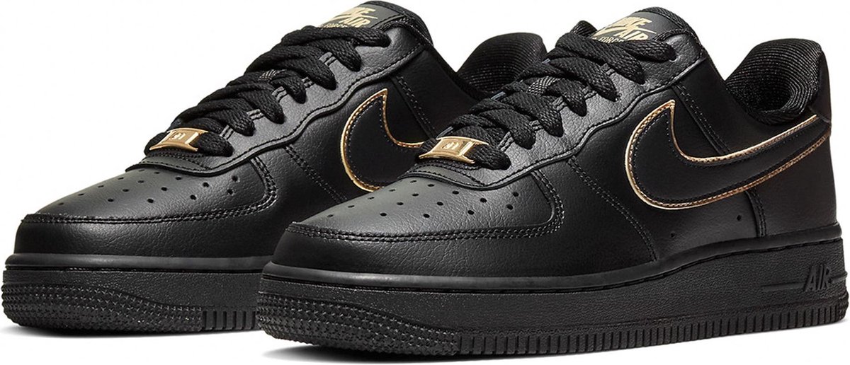 Nike Sneakers - Maat 40 - Vrouwen - zwart/goud | bol.com
