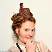 Steampunk mini hoed Nele