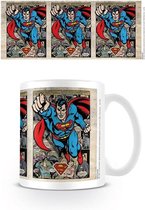 Superman Montage Mug - 325 ml