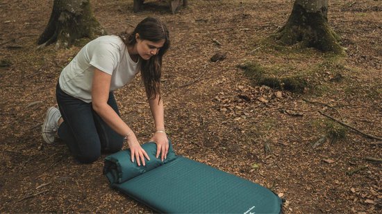 Easy Camp-Campingmat- Self-inflating Lite Mat Single 3.8 cm | bol.com