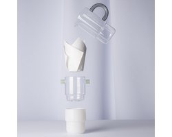 Slow Coffee / Drip Koffie Maker. Stapel glazen van Maarten Baptist vier glazen + koffie filter houder en 100 papiere koffie fiters en een borosilicaat glazen kannetje.