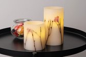 LED kaarsen van echt wax set van 2 stuks | LED kaarsen bewegende vlam | Kaarsen met echte bloemen en takken  | Creëert sfeer voor kerst, diner, feesten of een gezellige avond | Realistische e