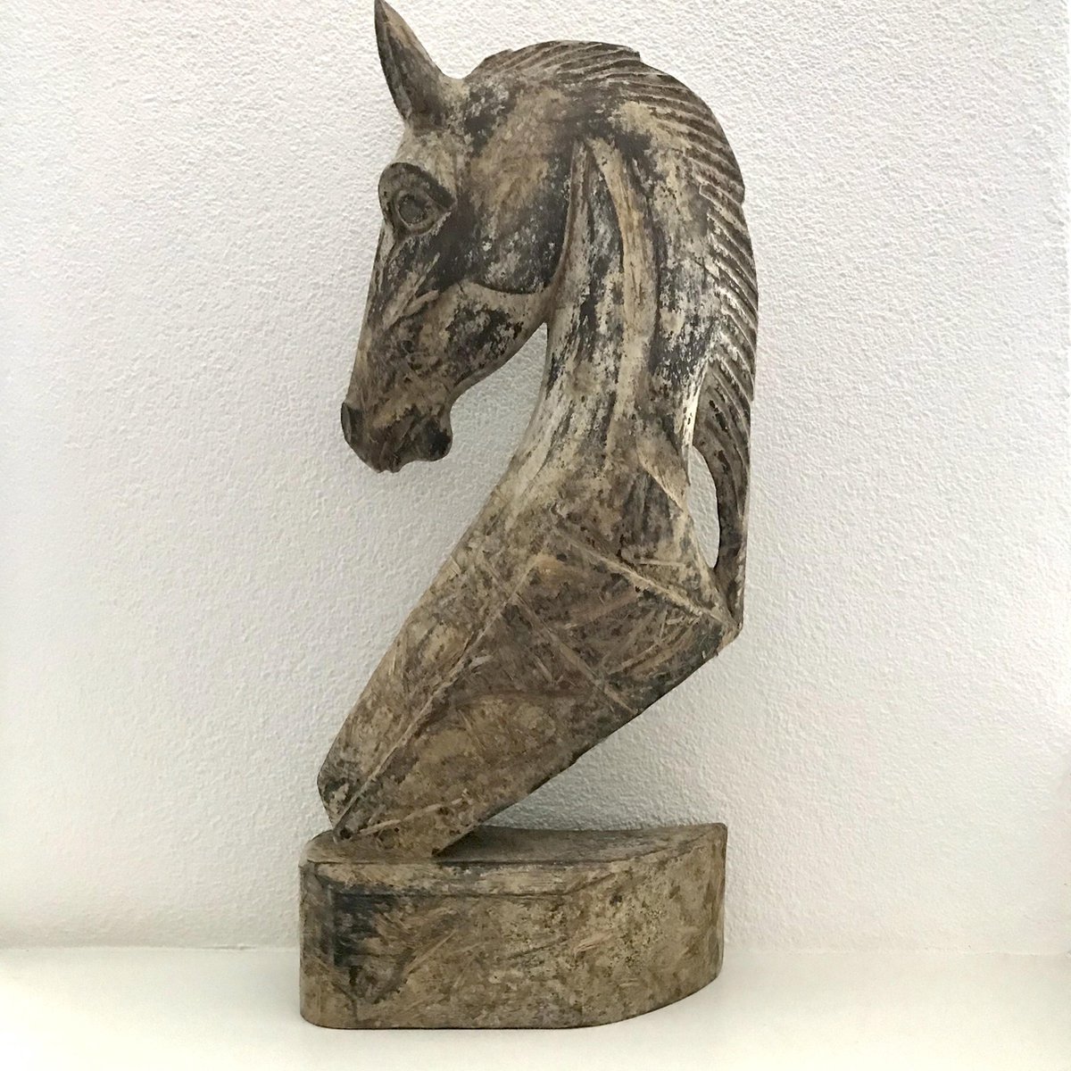 Varios handgemaakt - Houten paarden hoofd op voet van 50 cm