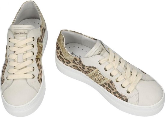 NeroGiardini Beige Sneakers Dames 40 | bol.com