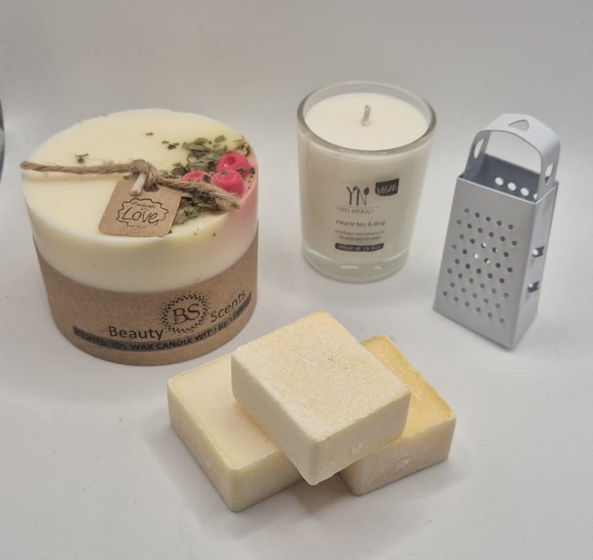 Moederdag cadeautje - Moederdag - Geurset - Kaarsen - Giftset moeder - t.w.v €64.95 - moederdag aanbieding - moederdag cadeau voor mama - Trendy