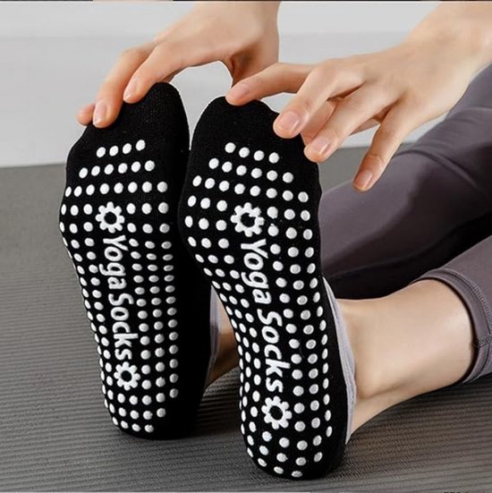 Pilates antislip sokken 4 paar - Yogasokken voor dames - met antislip bandjes en banden - voor Pilates-apparatuur, balletoefeningen en ballet - Maten 35-42 - Ademende katoenen sokken tot aan de kuit (zwart/wit/grijs/roze) — afbeelding 2