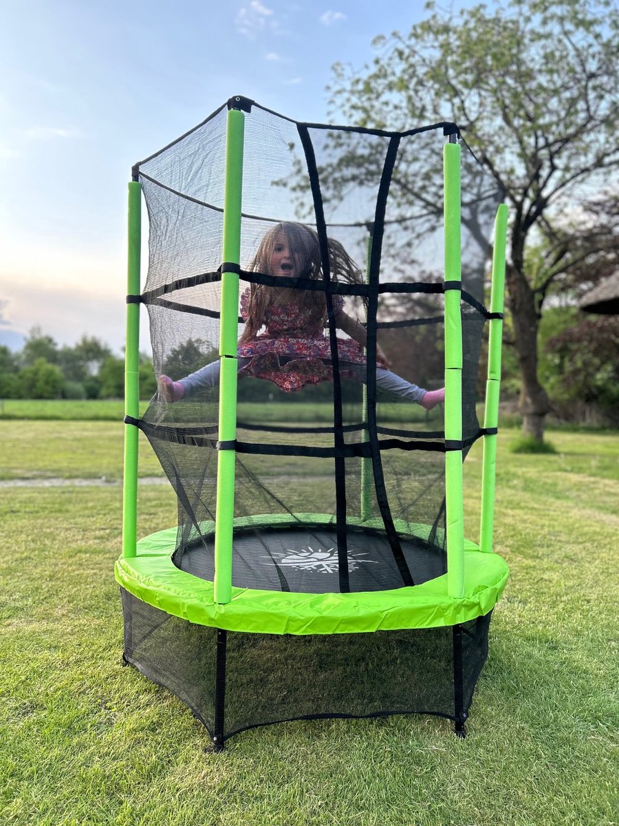 Rijoka Kinder Trampoline Met Veiligheidsnet - Ø140 x 180cm - Indoor & Outdoor Kindertrampoline - Speeltoestel – foto 3