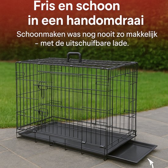 Cage noire en fil avec tiroir coulissant, à l'extérieur sur une terrasse.