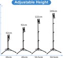 Vier zwarte driepootstandaarden voor tablets in verschillende hoogtes: 62cm, 92cm, 122cm, 140cm.