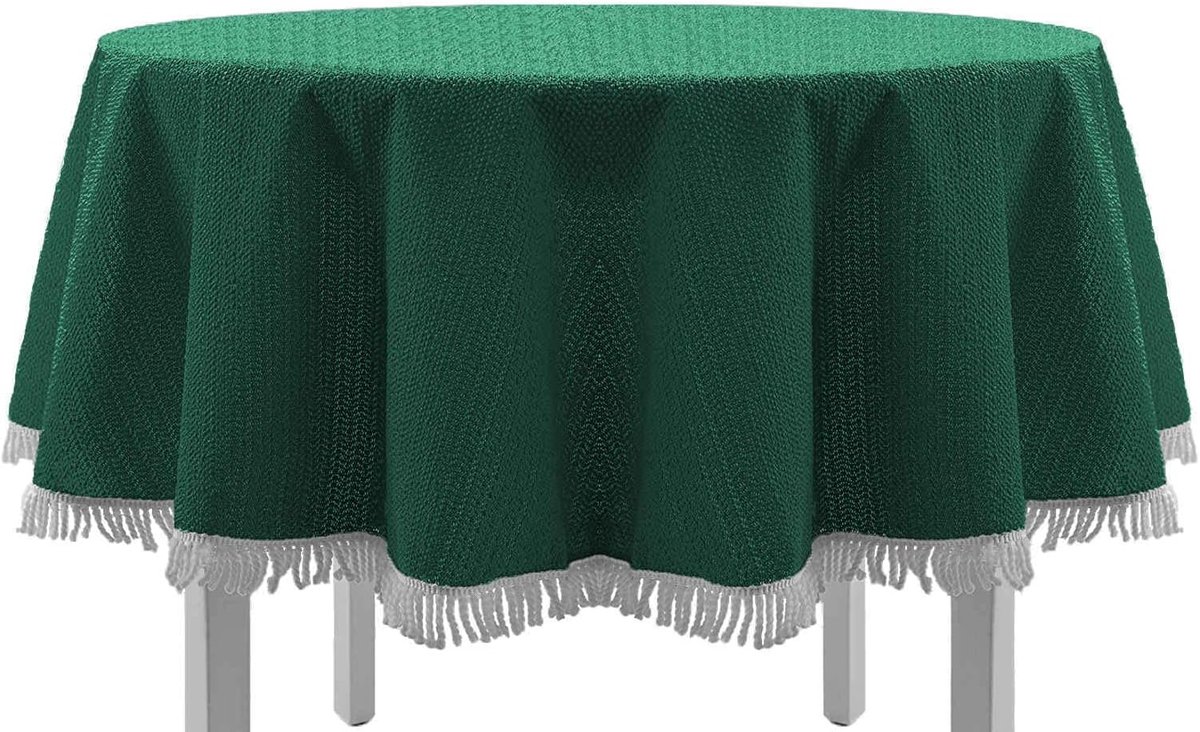 Groen tafelkleed met franjes, geschikt voor diverse tuintafels.