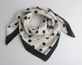 Niocle bandana- Accessories Junkie Amsterdam- Geweven- Stippen- Dames- Viscose zijde- Vierkant- 70*70cm- Hals doekje- Sjaaltje- Wit zwart