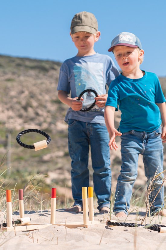 BS Toys Ringwerpen Werpspel - Buitenspeelgoed vanaf 6 Jaar - Ring Gooien - Werpspel kinderen - 5 Ringen - 50x50x10 cm - Ring Toss - Werpspel hout - Spelletjes kinderen - Buiten speelgoed - Buitenspel - Buiten Spellen - Tuin Speelgoed - Cadeau kind