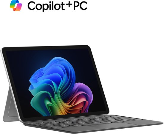 Microsoft Surface Pro Bundel - Copilot + Laptop + Toetsenbord - 12 inch Touchscreen - 16GB / 256GB - Qwerty Toetsenbord - Windows 11 Home - Platinum