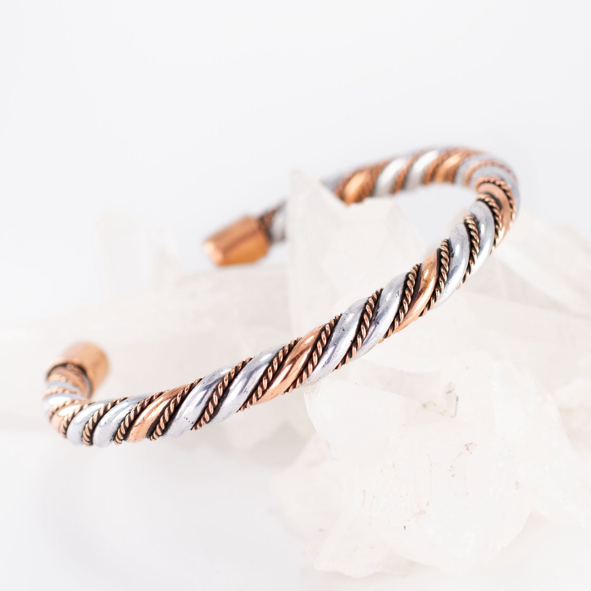 Koperen Magneet Armband - Dames - Gedraaid - Twee kleuren - M - DEVA Loves