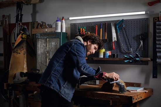 LED OSRAM SubstiTUBE T8 15 EM 830 4099854038501 G13 N/A Puissance : 5,4 W Warmwit N/A