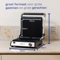 Safecourt contactgrill open met afmetingen. De grill is 35cm breed, 26cm hoog en 38cm hoog in geopende stand.