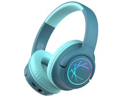 StayPowered Koptelefoon voor Kinderen - de Ultieme Kinderhoofdtelefoon met 43 Uur Speeltijd en Veilige Volumebegrenzing - Ingebouwde Verlichting - Opvouwbaar Ontwerp - USB C - Bedraad/Bluetooth -Lichtblauw - Levering Sneller dan Aangegeven!