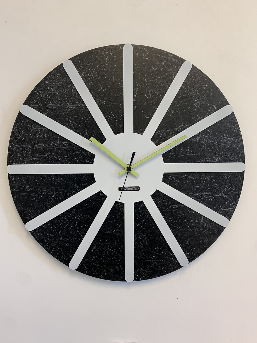 MOSA CLOCK Wandklok BLACK & WHITE STAR XL Modern Industrieel Design
