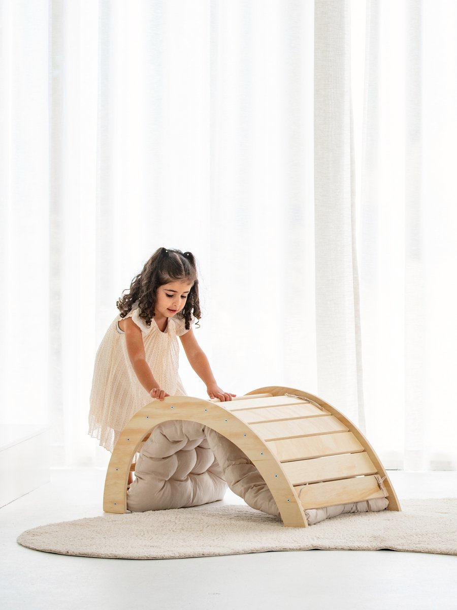 Buxibo Mini Klimrek Set – Klimdriehoek & Klimboog met Kussen & Klimhelling met Glijbaan – Montessori Speelgym – 176x47x59 cm – Naturel — afbeelding 2