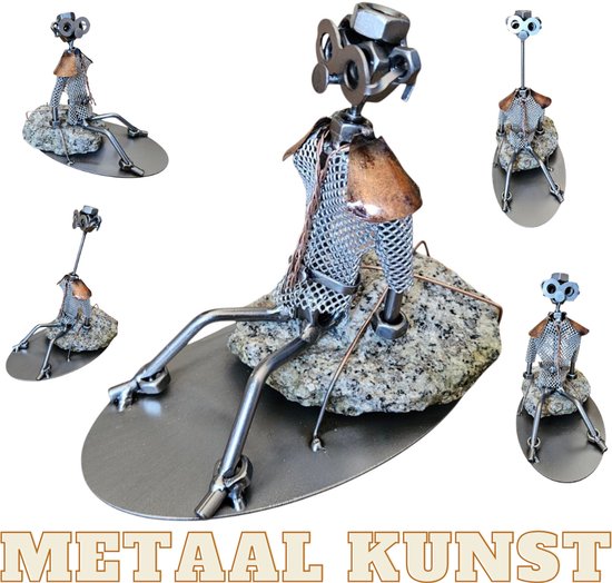 Langnek - efteling - metaal kunst - metaal beeld - het best cadeau - uniek - verjaardag - sinterklas gift - kerst - geschenk