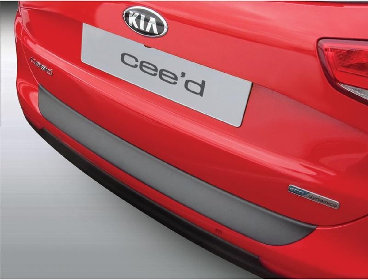 RGM ABS Achterbumper beschermlijst passend voor Kia Cee'd Sporty Wagon 9/2012- Zwart